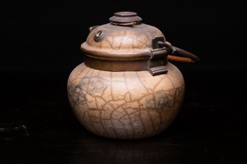 17th C Vietnamese jar-shaped water pipe - 