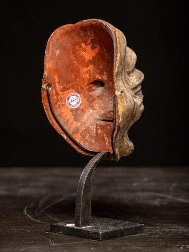 Wooden Japanese Facemask representing an old man - Asian Works of Art Style 