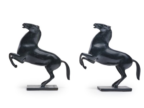 Paire de chevaux cabrés, deux bronzes signés et numérotés par Arno Breker (ca. 1978) - 