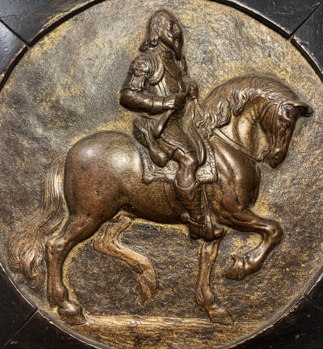 Medallion with an equestrian portrait of Charles I of England - Sculpture Style 