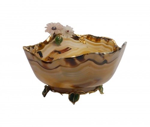 A large agate gold mounted cup - Alexandre Reza