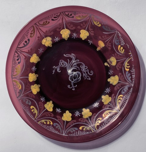 A enamelled amethyst glass plate - 