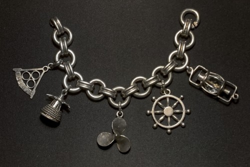 20th century - A &quot;Marine&quot; silver bracelet by Gaétan de Percin 