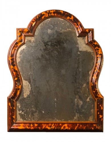 A Régence tortoiseshell toilet mirror