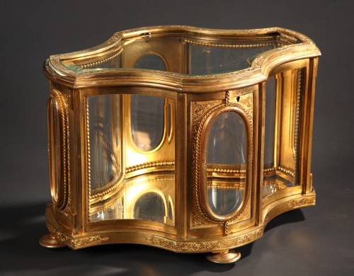  Display Case Attributed to l&#039;Escalier de Cristal, France circa 1880 - Objects of Vertu Style 