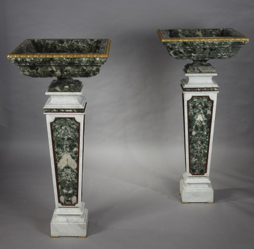 Paire de vasques sur gaines, France début XXe siècle - Objet de décoration Style 