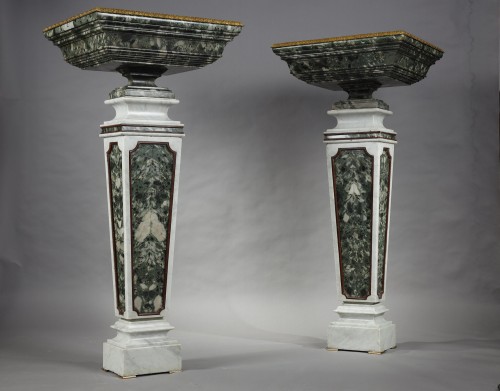 20th century - Pair of Planters on pedestals, France Early 20th century