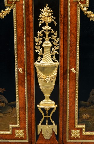 Importante Paire de Cabinets par M. Befort, France circa 1870 - Napoléon III