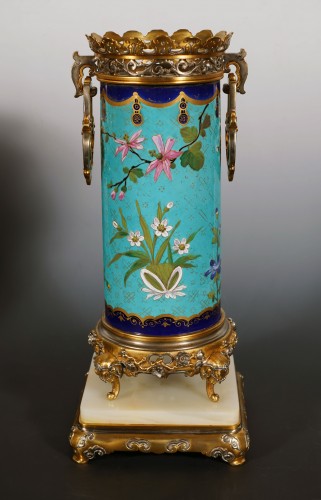 Napoléon III - Pair of &quot;Japonisme&quot; Vases attr. to E. Cornu, France, Circa 1870