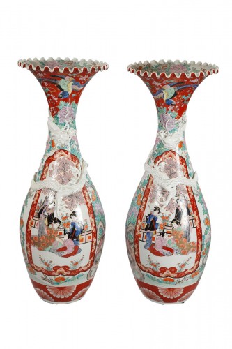 Paire de grands vases en porcelaine "Imari", Japon fin XIXe siècle