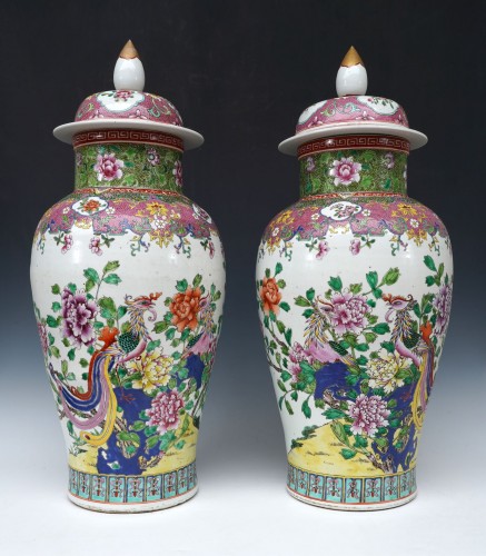 Pair of Ginger Jars with Phoenixes, China 19th Century - Porcelain & Faience Style 