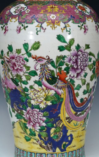 Pair of Ginger Jars with Phoenixes, China 19th Century - 