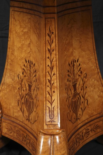 Restauration - Charles X - Center table with Marble marquetry top attributed to Raffaelli, France circa 1825