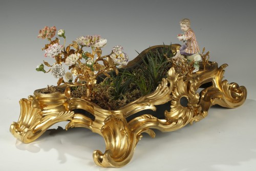 Objet de décoration Cassolettes, coupe et vase - Jardinière "Le Jardin Fleuri", France circa 1750