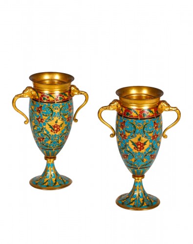 Paire de Vases aux Elephants par F. Barbedienne, France circa 1880