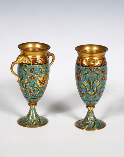 Objet de décoration Cassolettes, coupe et vase - Paire de Vases aux Elephants par F. Barbedienne, France circa 1880