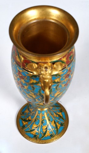 XIXe siècle - Paire de Vases aux Elephants par F. Barbedienne, France circa 1880