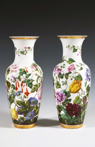 Pair of Paris Porcelain Vases, France circa 1880 - Decorative Objects Style 