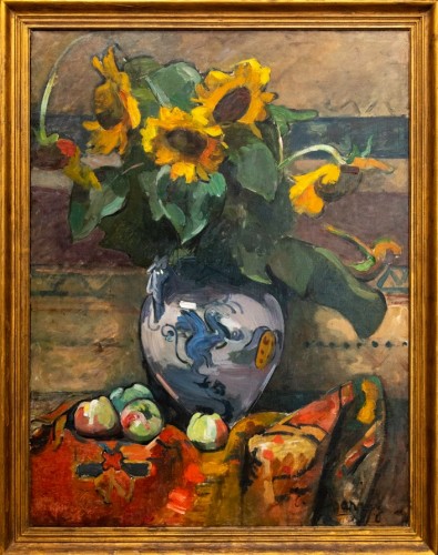 Émilie CHARMY (1878-1974), Tournesols dans un vase asiatique et pommes - Tableaux et dessins Style Art nouveau