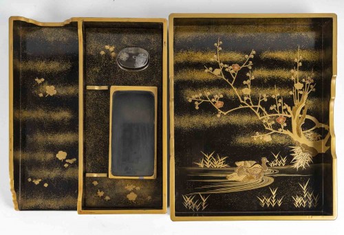  - Japanese suzuri bako (writing box) in gols and silver lacquer