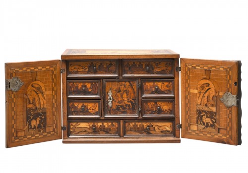 A MAGNIFICENT AUGSBURG TABLE CABINET