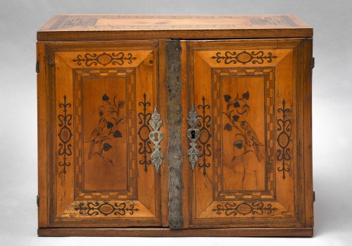 Furniture  - A MAGNIFICENT AUGSBURG TABLE CABINET