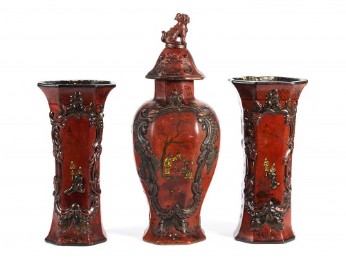 Rare ensemble de vases en laque de Berlin - Céramiques, Porcelaines Style Louis XV