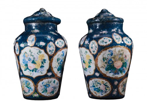 Pair of blue-ground reverse glass lidded vases in Arte Pover,a iedmont 19th century