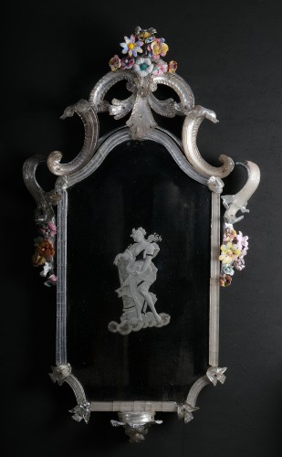 Pair of Murano mirrors with flowers circa 1730  - 