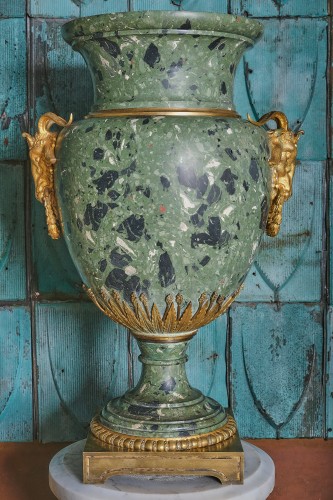 Important Scagliola Vase With Gilt Bronzes, Rome Mid-19th Century - Restauration - Charles X