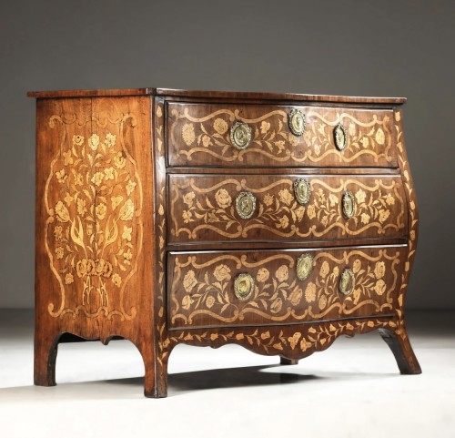 Dutch Floral Commode, XVIII Century  - Furniture Style 