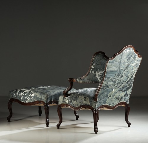 Antiquités - Fauteuil bergère et tabouret, vers 1880