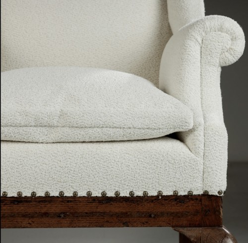 Fauteuil à  oreilles George III recouvert d'un tissu bouclé - Sièges Style 