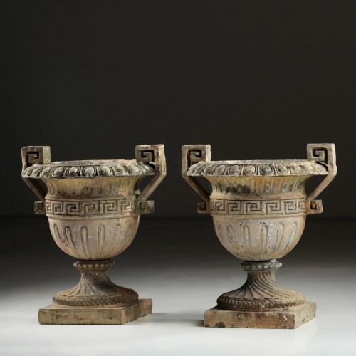 Paire de vases en terre cuite, vers 1830 - Matériaux & Architecture Style Restauration - Charles X