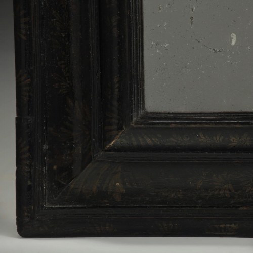 Miroir en bois noirci du 17e siècle - Vagabond Antiques