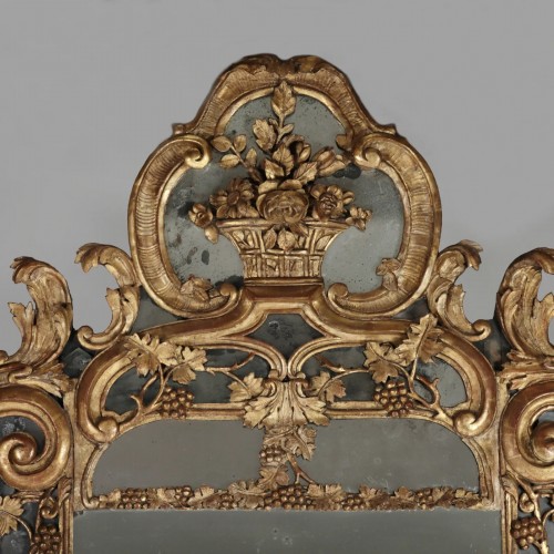 Miroir Louis XV en bois doré - Miroirs, Trumeaux Style 